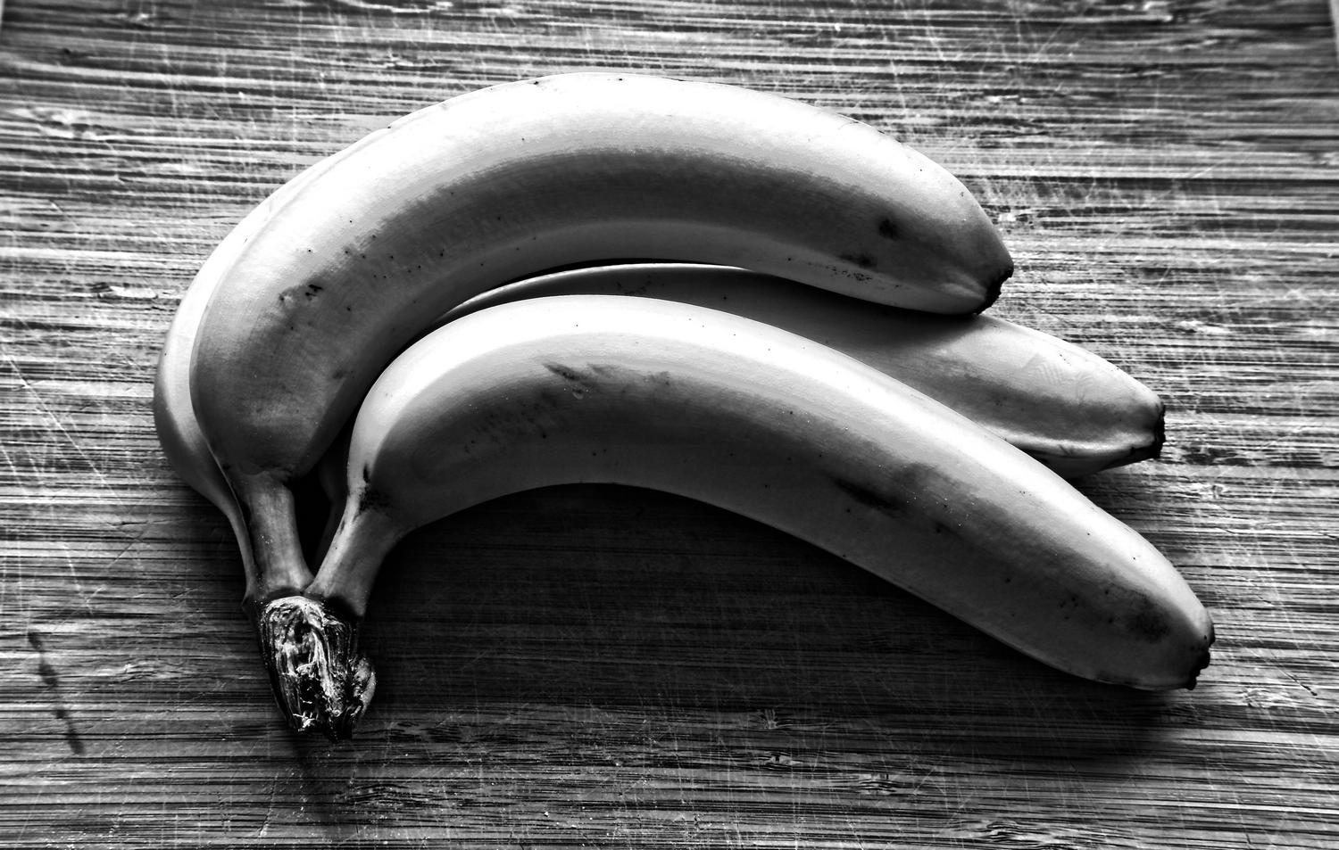  - Tough, urban bananas -  - taken with Sony DSC-R1 - Tony Karp, design, art, photography, techno-impressionist, techno-impressionism, aerial photography , drone , drones , dji , mavic pro , video , 3D printing - Books -