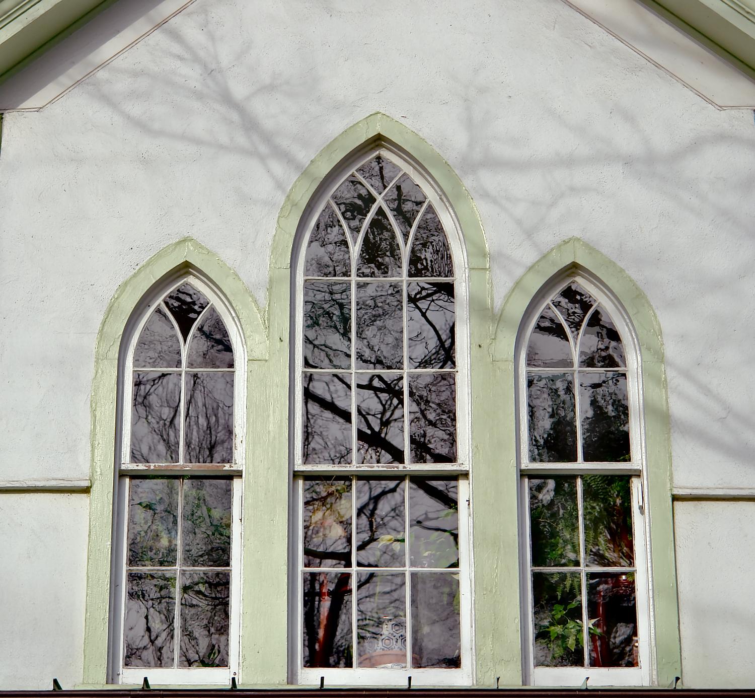  - A closer look at the interesting windows, with both shadows and reflections. -  - taken with Sony DSC-R1 - Warrenton, Virginia - Tony Karp, design, art, photography, techno-impressionist, techno-impressionism, aerial photography , drone , drones , dji , mavic pro , video , 3D printing - Books -