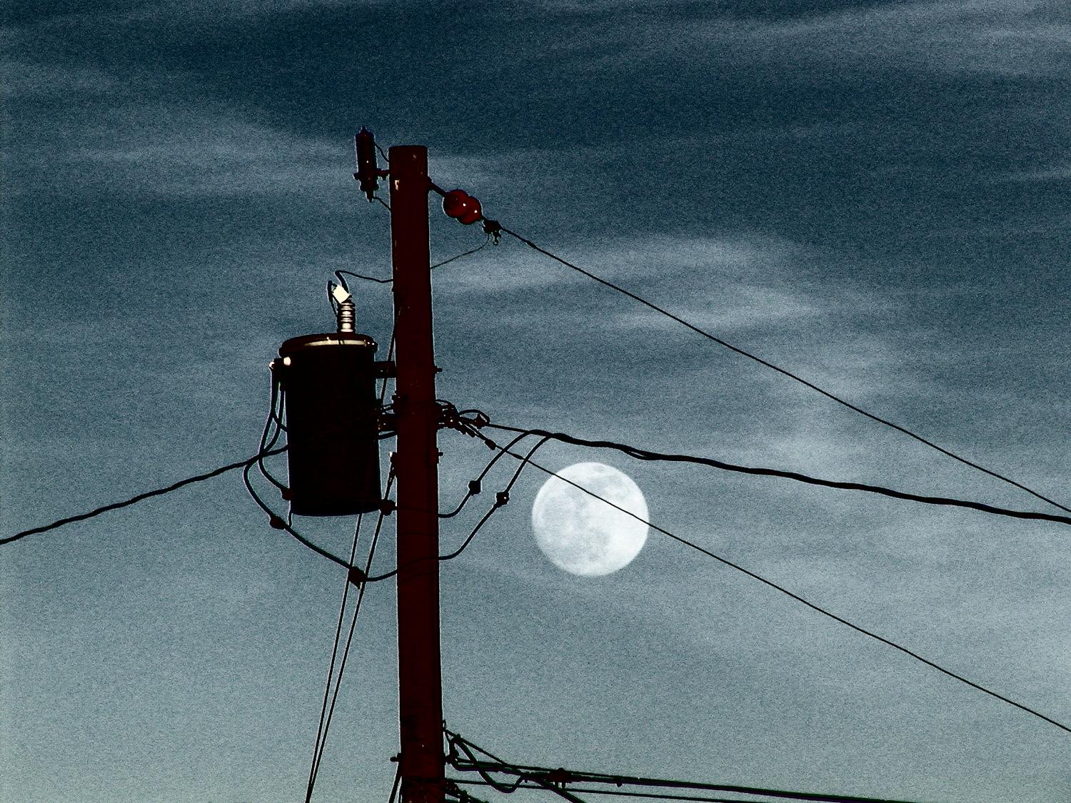 the moon against power lines - Powerline moon - Olympus C-2100UZ - Tony Karp, design, art, photography, techno-impressionist, techno-impressionism, aerial photography , drone , drones , dji , mavic pro , video , 3D printing - Books -