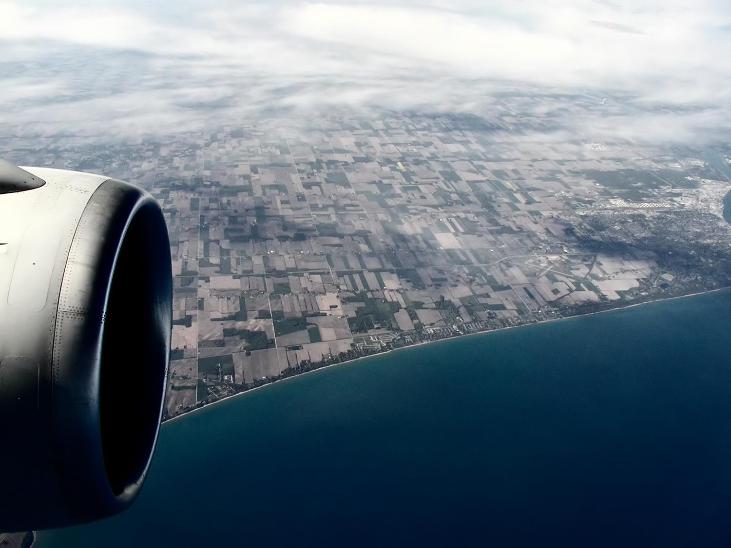  - Airborne! Leaving New York on the way to the west coast. - - Olympus C-2100UZ - Olympus C-2100 Ultra Zoom - Tony Karp, design, art, photography, techno-impressionist, techno-impressionism, aerial photography , drone , drones , dji , mavic pro , video , 3D printing - Books -