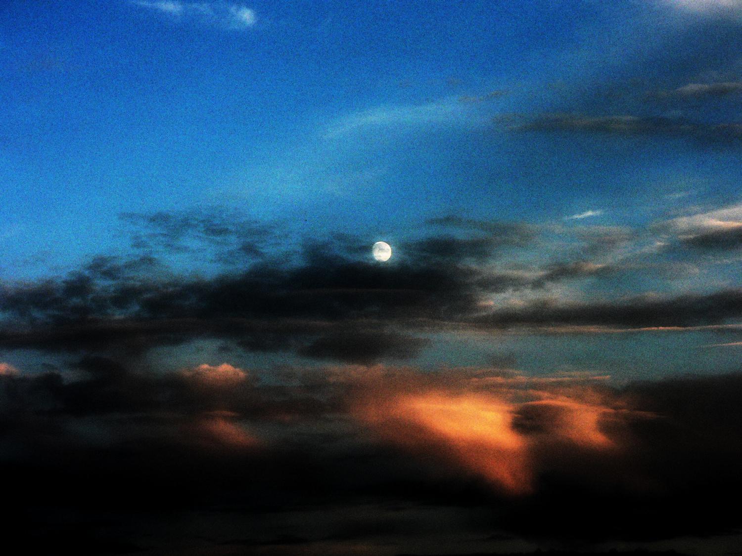 Moon against orange clouds - A tribute to the Apollo 11 astronauts - Tony Karp, design, art, photography, techno-impressionist, techno-impressionism, aerial photography , drone , drones , dji , mavic pro , video , 3D printing - Books -