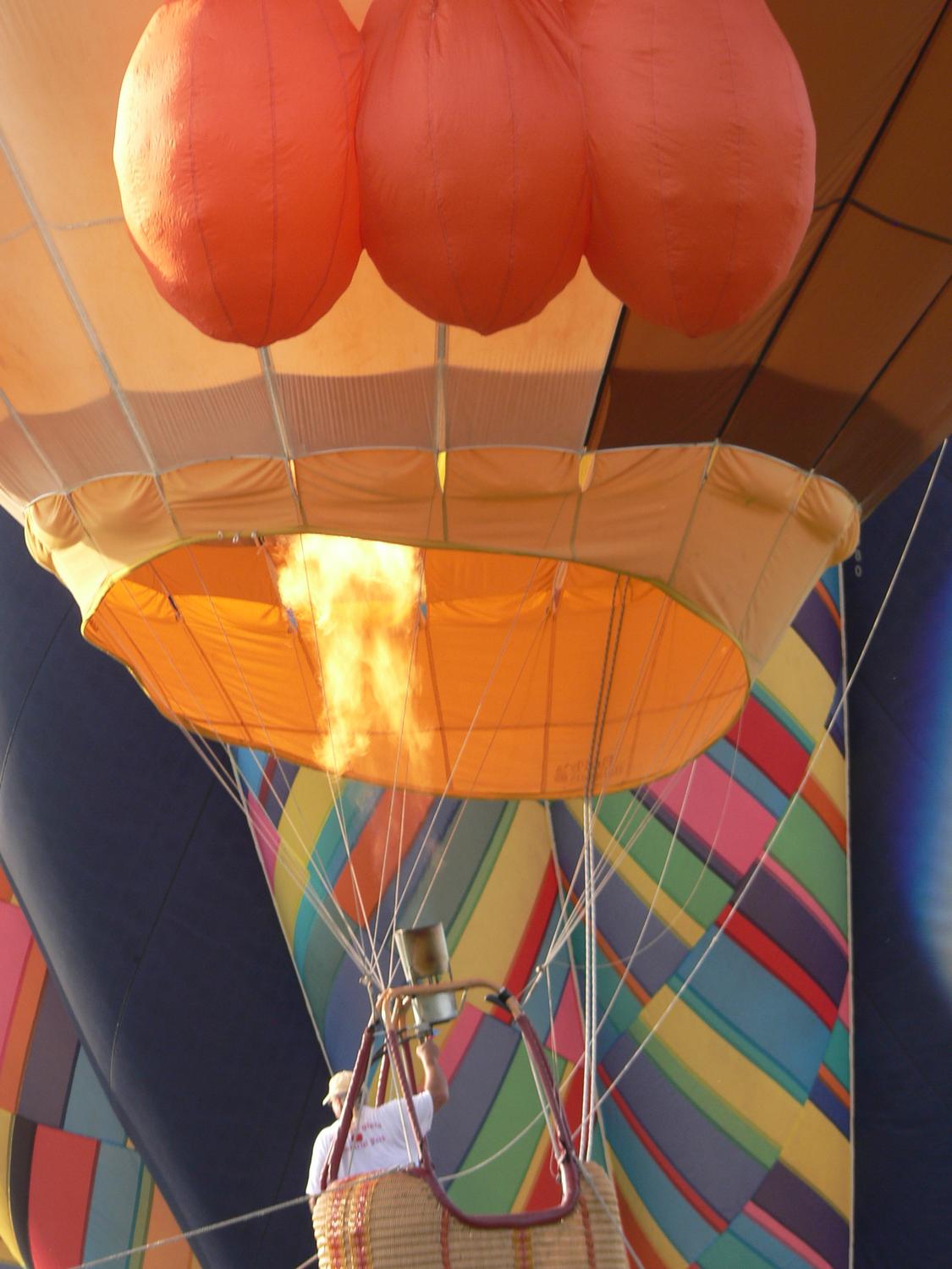 The fire under the balloon - by Marilyn Karp - Under the balloon - Tony Karp, design, art, photography, techno-impressionist, techno-impressionism, aerial photography , drone , drones , dji , mavic pro , video , 3D printing - Books -