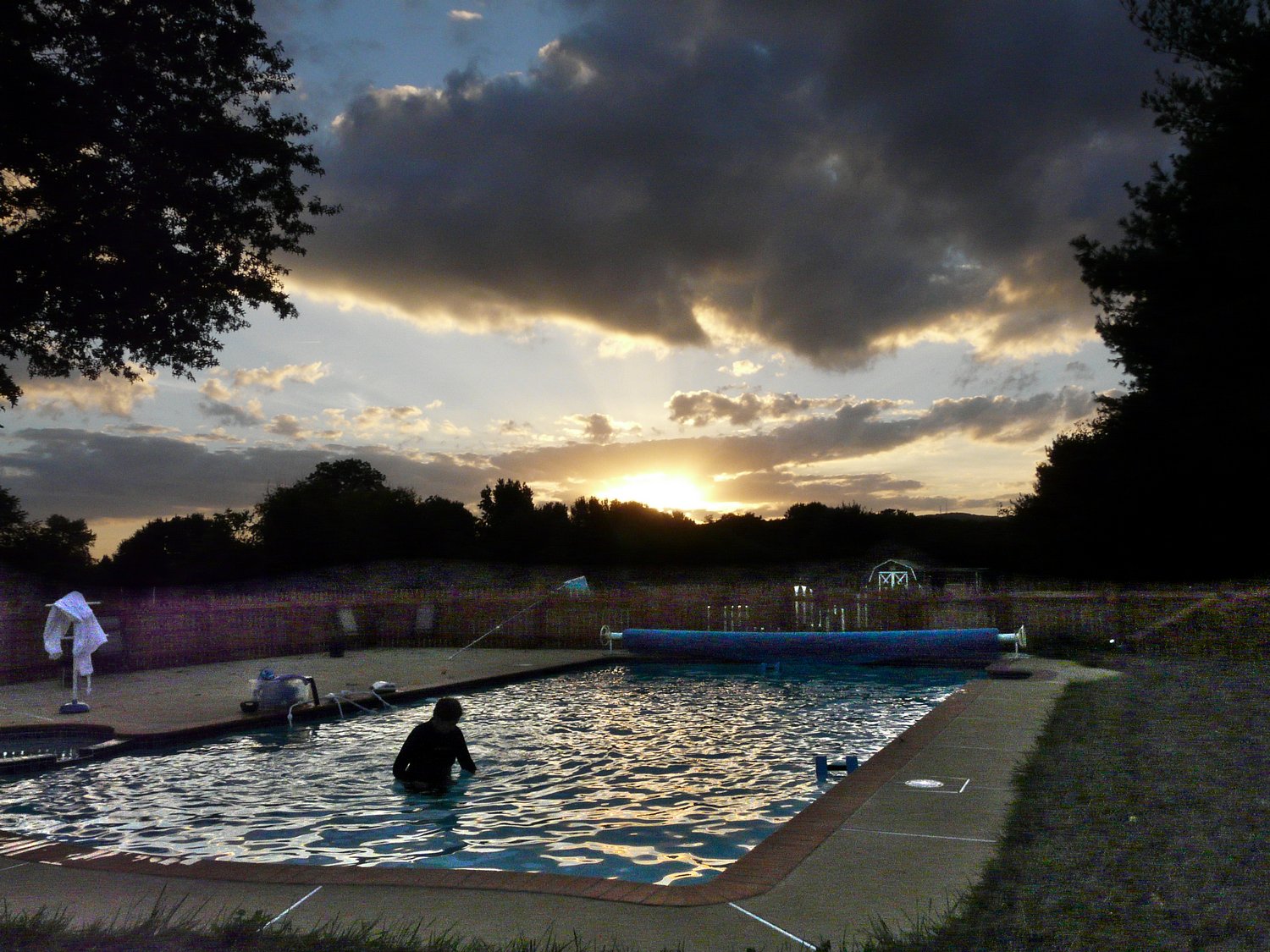 the Hobbitt - artist's muse- in the pool at sunset - HDR experiment by the pool - Panasonic DMC-FZ18 - Tony Karp, design, art, photography, techno-impressionist, techno-impressionism, aerial photography , drone , drones , dji , mavic pro , video , 3D printing - Books -