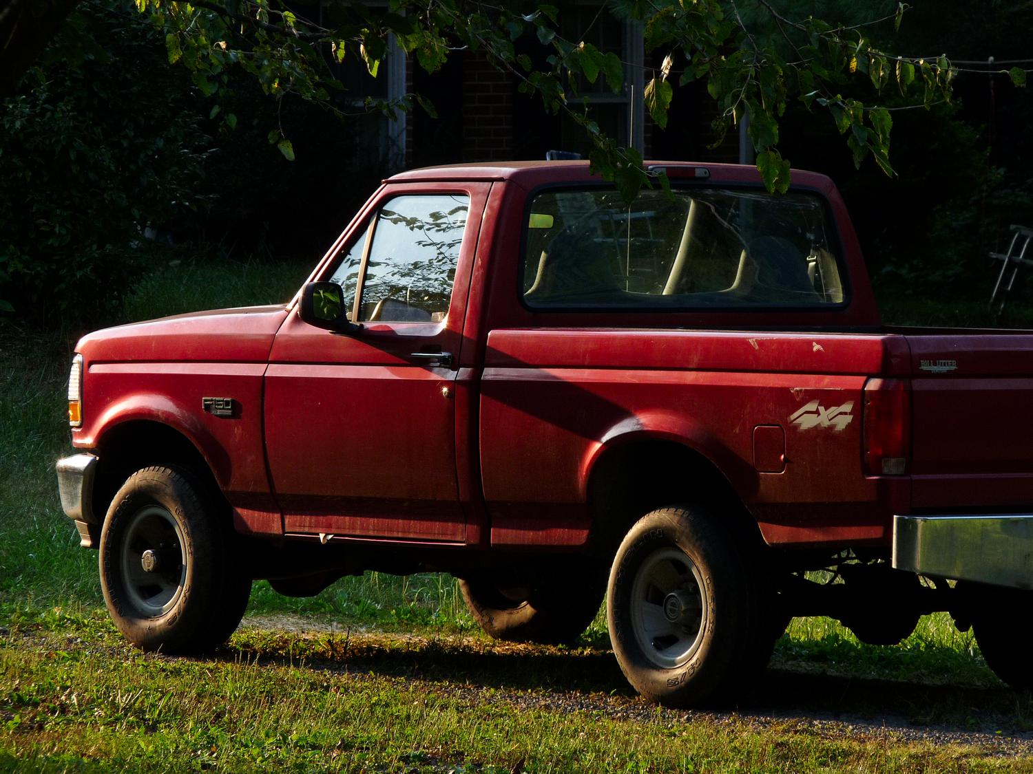  - Red truck - Panasonic DMC-FZ28 - Tony Karp, design, art, photography, techno-impressionist, techno-impressionism, aerial photography , drone , drones , dji , mavic pro , video , 3D printing - Books -