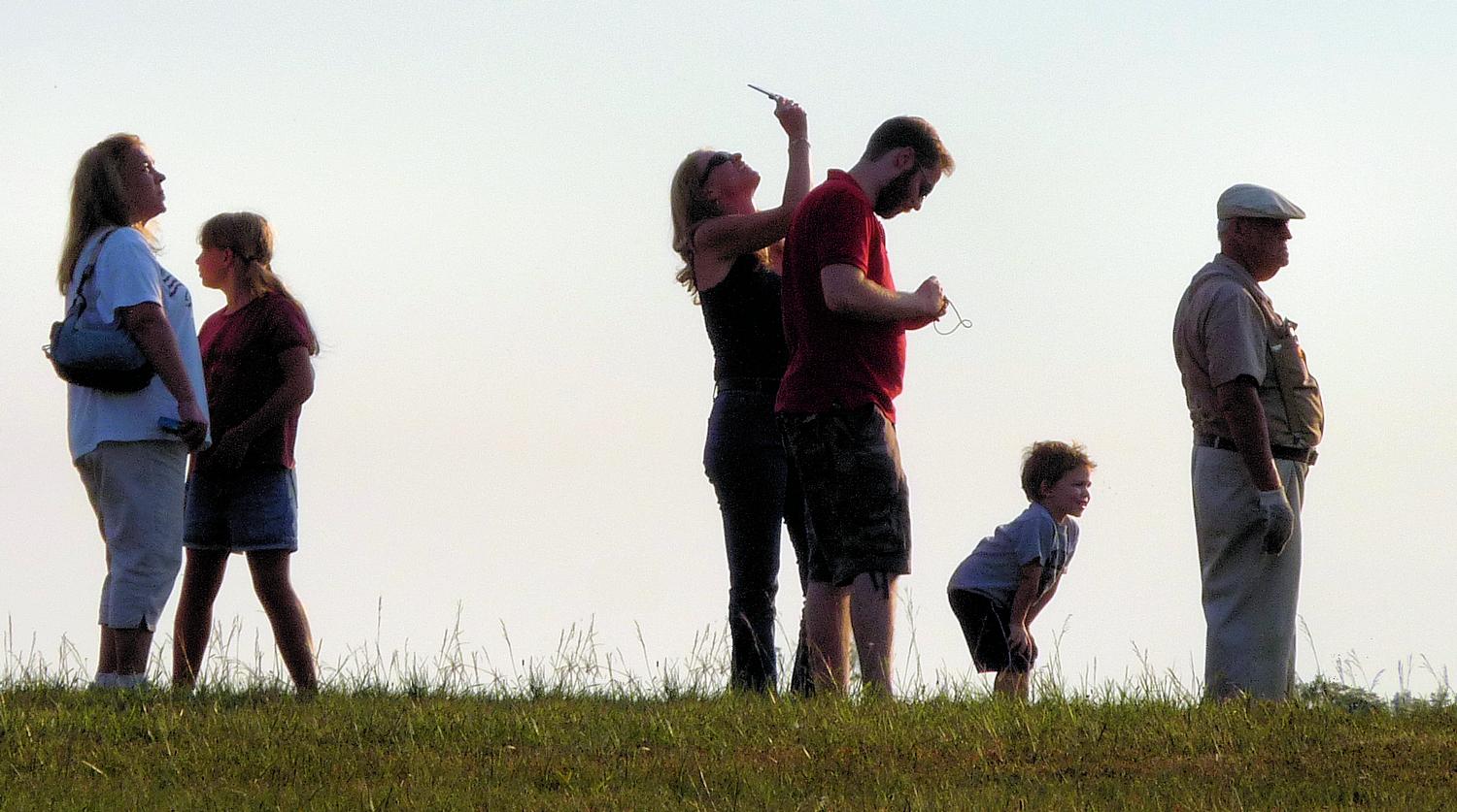people in line, waiting for the balloon to go up - Waiting for the balloon. - Panasonic DMC-FZ28 -- At the Flying Circus - Bealton Virginia - Tony Karp, design, art, photography, techno-impressionist, techno-impressionism, aerial photography , drone , drones , dji , mavic pro , video , 3D printing - Books -