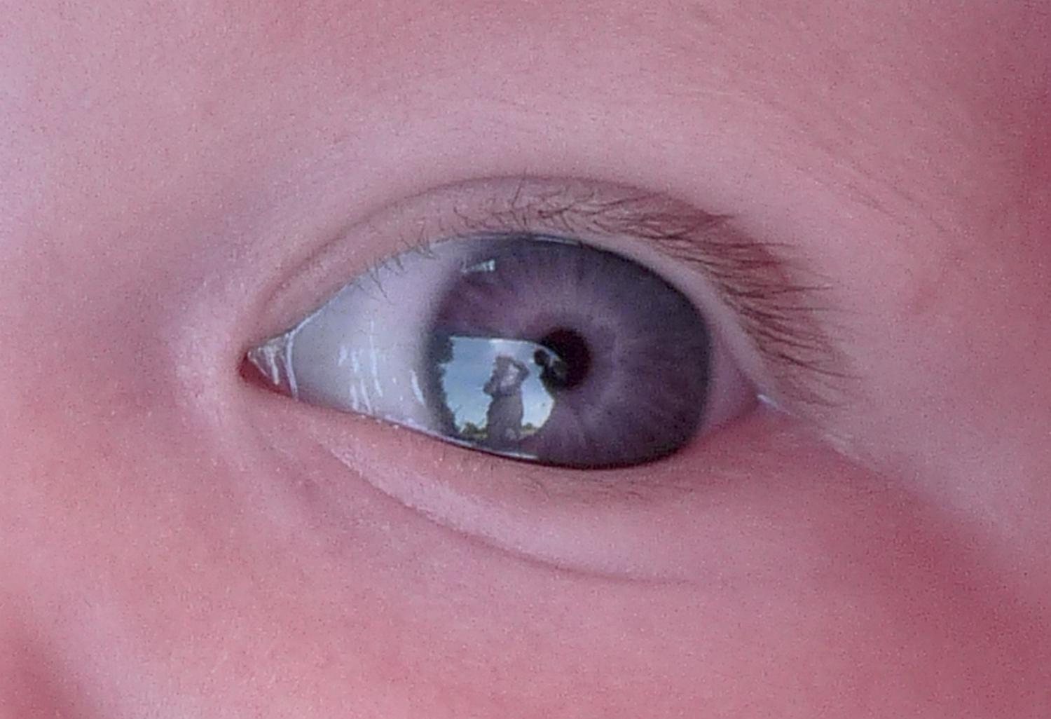  - Self portrait in a baby's eye - Panasonic DMC-FZ28 - 100% crop - Tony Karp, design, art, photography, techno-impressionist, techno-impressionism, aerial photography , drone , drones , dji , mavic pro , video , 3D printing - Books -