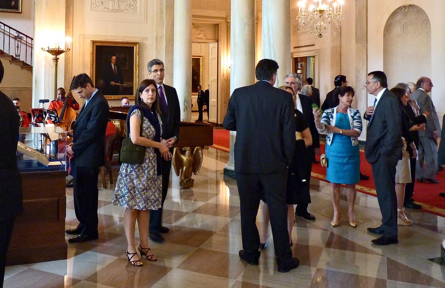  - More schmoozing on the State Floor of the White House. - Panasonic DMC-FZ35 - White House = President Barak Obama - Tony Karp, design, art, photography, techno-impressionist, techno-impressionism, aerial photography , drone , drones , dji , mavic pro , video , 3D printing - Books -