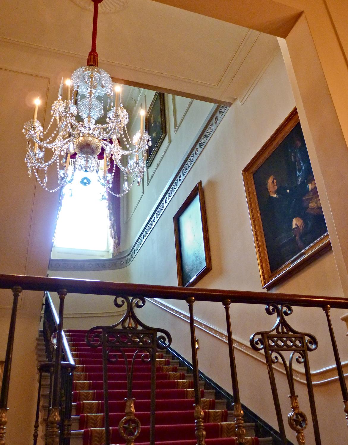  - Guess who lives upstairs. - Panasonic DMC-FZ35 - White House = President Barak Obama - Tony Karp, design, art, photography, techno-impressionist, techno-impressionism, aerial photography , drone , drones , dji , mavic pro , video , 3D printing - Books -