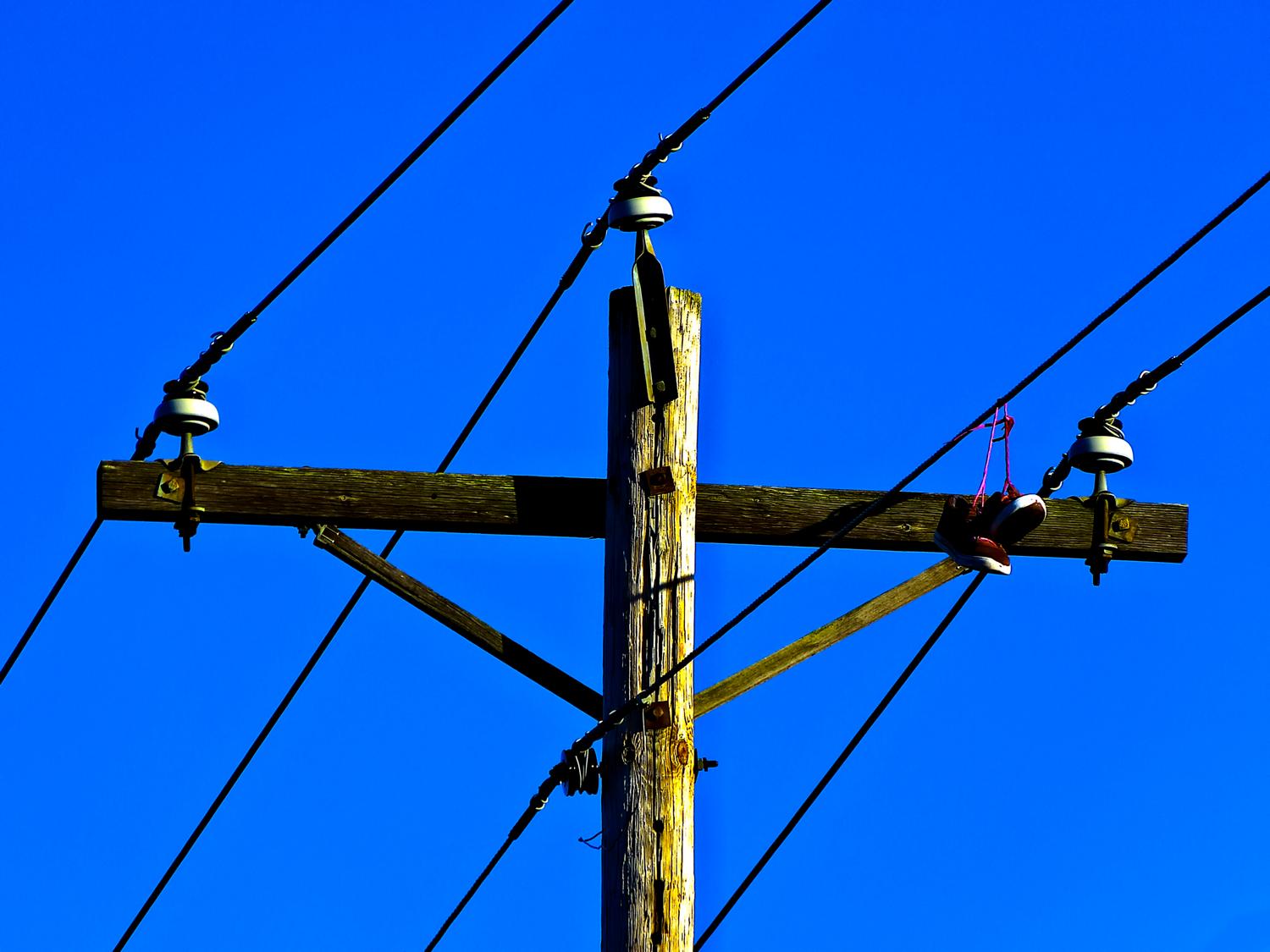  - Ancient power pole <br>--- Click to see ORIGINAL --- - -  Panasonic DMC-FZ150 - - Tony Karp, design, art, photography, techno-impressionist, techno-impressionism, aerial photography , drone , drones , dji , mavic pro , video , 3D printing - Books -