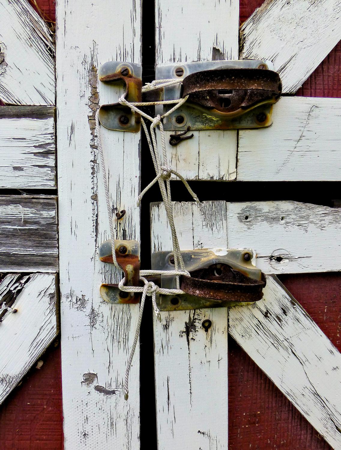  - Old barn door <br>--- Click to see ORIGINAL --- - Panasonic DMC-ZS20 - Tony Karp, design, art, photography, techno-impressionist, techno-impressionism, aerial photography , drone , drones , dji , mavic pro , video , 3D printing - Books -