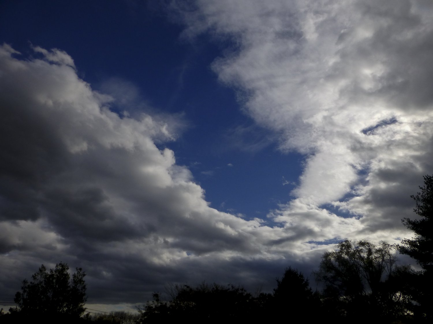  - Sky and clouds with burned-out highlight detail <br>--- Click to see how Adobe Camera Raw fixes this JPEG photo  --- - Fixing JPEG images with Adobe Camera Raw - Panasonic DMC-ZS20 - Tony Karp, design, art, photography, techno-impressionist, techno-impressionism, aerial photography , drone , drones , dji , mavic pro , video , 3D printing - Books -