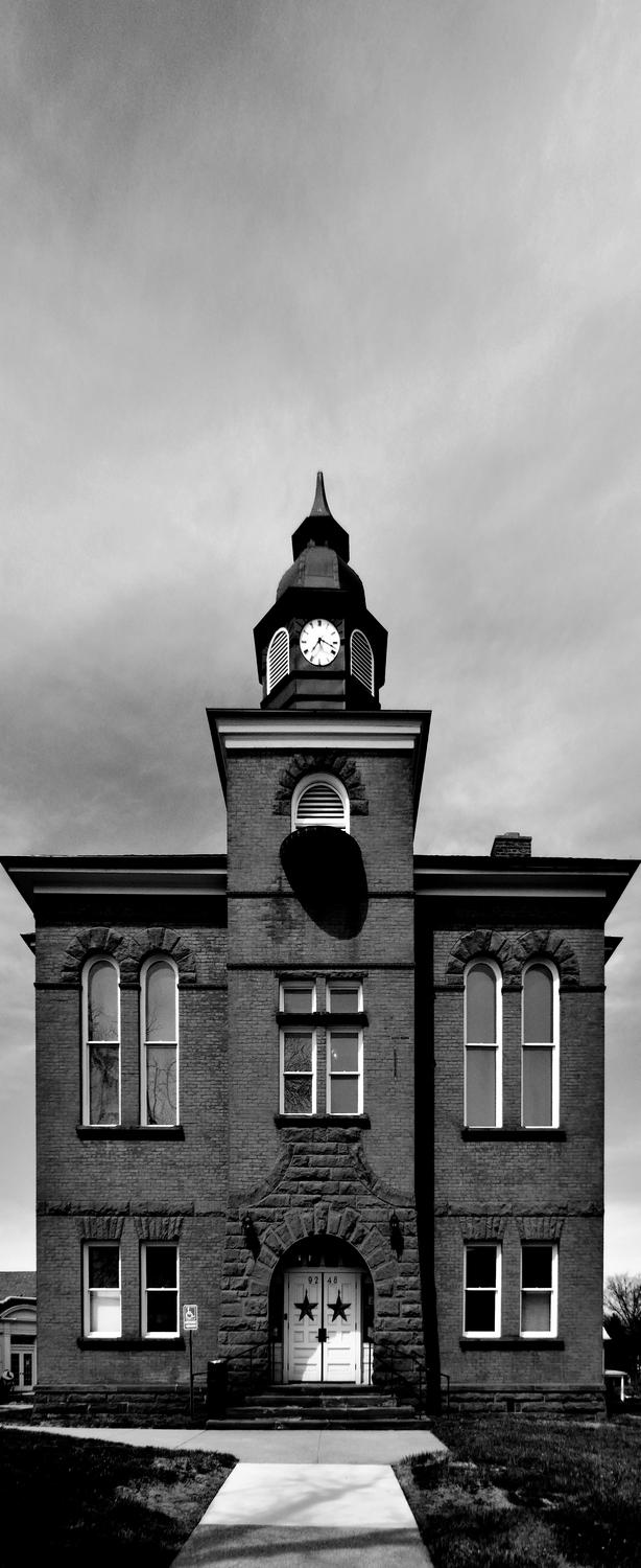  - A dramatic view of the old Manassas courthouse. - Manassas Virginia, Panasonic DMC-ZS40 - Tony Karp, design, art, photography, techno-impressionist, techno-impressionism, aerial photography , drone , drones , dji , mavic pro , video , 3D printing - Books -