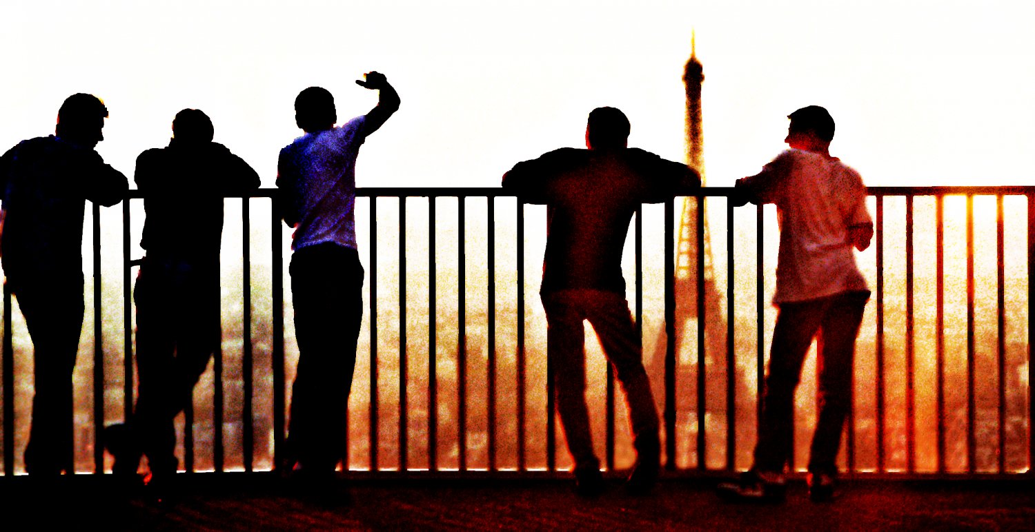  - Tourists watch the sunset from the Tour Montparnasse. - Paris, eiffel tower - Tony Karp, design, art, photography, techno-impressionist, techno-impressionism, aerial photography , drone , drones , dji , mavic pro , video , 3D printing - Books -